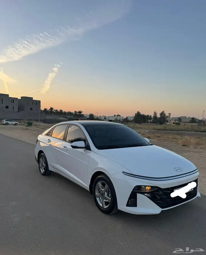 اكسنت 2025 استاندر صقف اسود 2