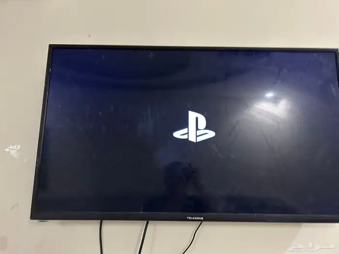 بلاستيشن أربعة شغال على الشرط مع أغراضه كاملة 4