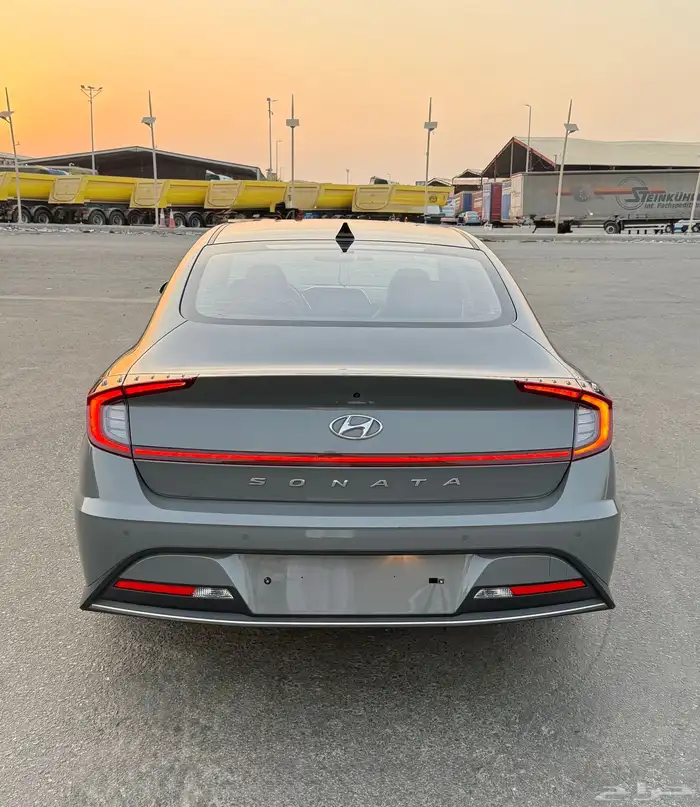 سوناتا 2021 فل كامل بدون بنورما بحالة الوكاله للبيع 4