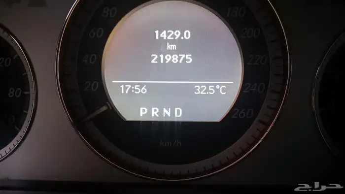 مرسيديس GLK 2011 نظيف للبيع 9