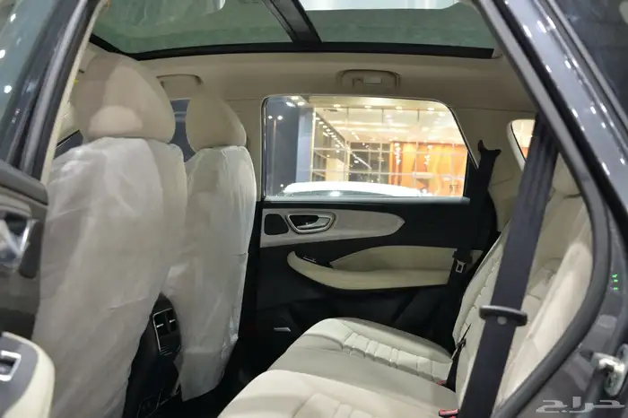 ام جي RX5 بانوراما 2024 10