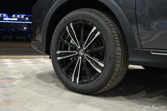 ام جي RX5 بانوراما 2024 8