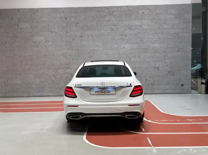 النوع   مرسيدس E200 موديل 2019 عداد   134396k 10