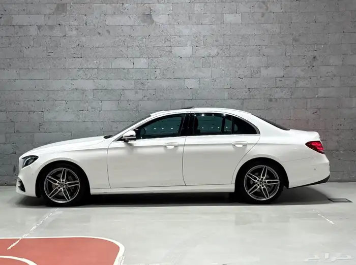 النوع   مرسيدس E200 موديل 2019 عداد   134396k 13