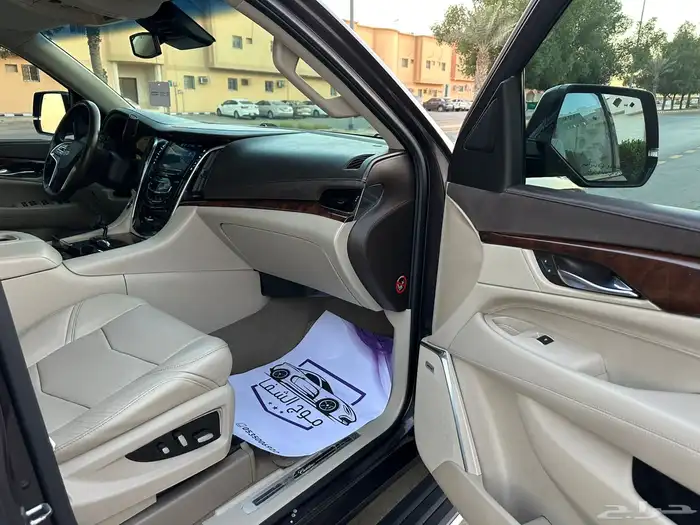 اسكاليد 2015 قصير نظيف 16