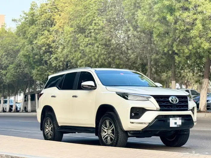 جيب فورتشنر فل كامل نظييف 2021 2