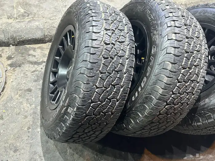 جنوط ميثود 5 مسمار اصلي مع كفرات ربع حجري امريكي مقاس 17جيب 22