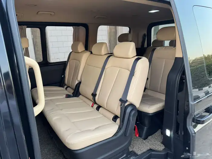 هيونداي استاريا 2022 فل كامل 10