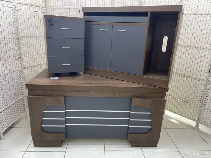 جديد مكتب طقم مدير و في مكاتب موظفين مودرن 5