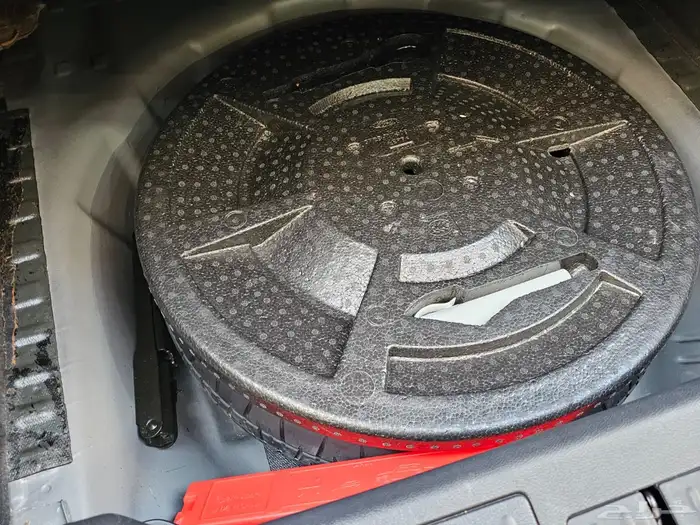 فورد تورس 2021 نظيف 12