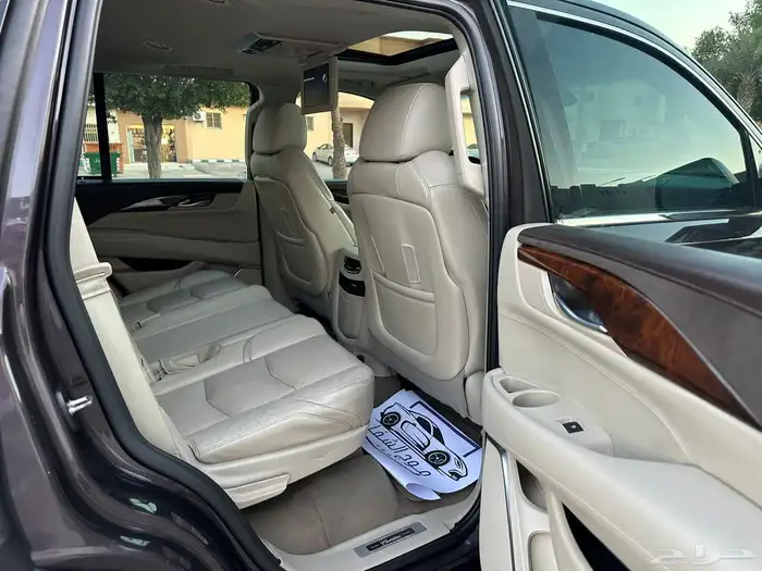 اسكاليد 2015 قصير نظيف 18