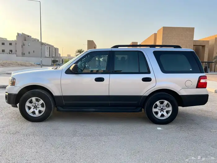 فورد اكسبيديشن 2016 دبل ( مخزن ) 6