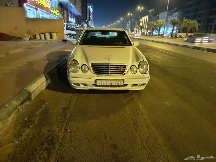 مرسيدس بنز E240 موديل 2002 1