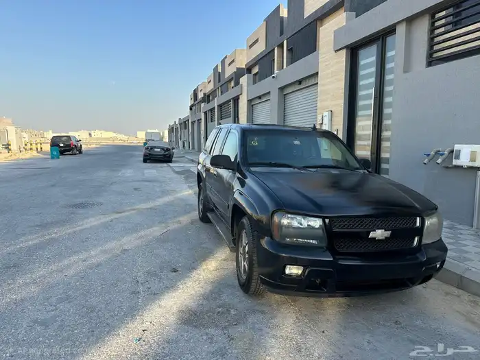 سيارة بليزر فل كامل للبيع اللون اسود الداخليه جلد اسود 0