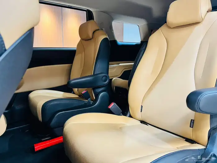 كيا كارنيفال 2021 ديزل فل كامل ( بحاله ممتازه) 7