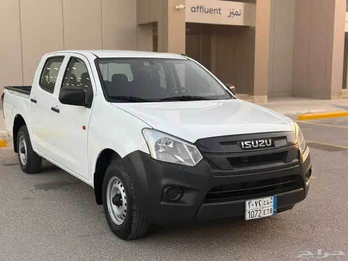 ايسوزو غمارتين سعودي العداد 84 الف فقط 2023 1