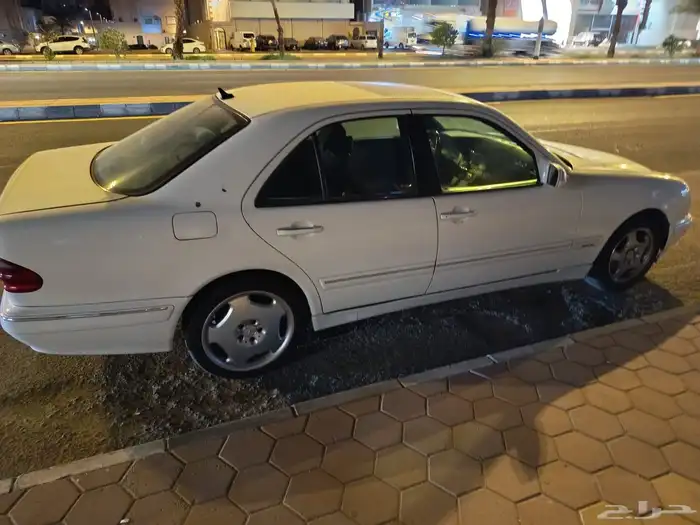 مرسيدس بنز E240 موديل 2002 4