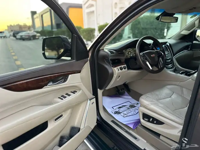 اسكاليد 2015 قصير نظيف 10