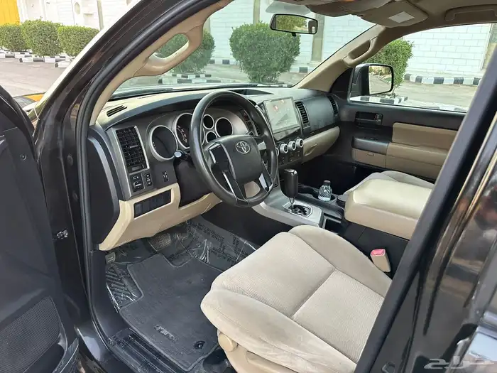 تويوتا سيكويا 2016 بدون دبل 10