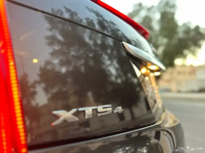 كاديلاك  Vsportبلاتينيوم 48