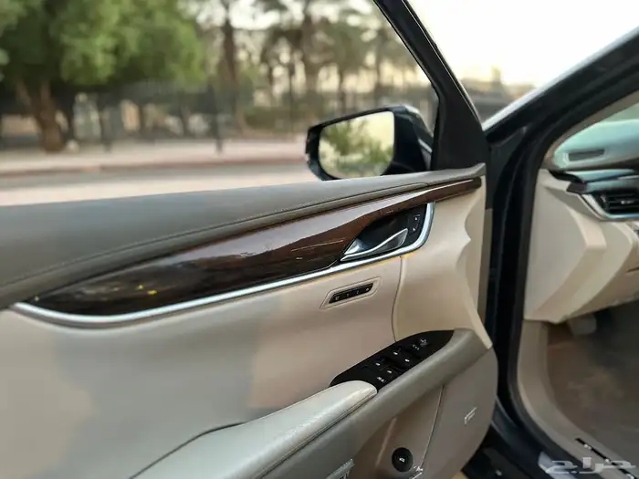 كاديلاك  Vsportبلاتينيوم 34