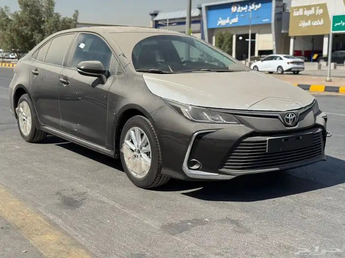 تيوتا كورلا XLi. بريمي مكينه 2.0 جنوط أسود 2025 4