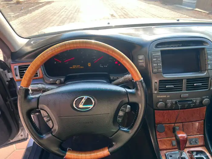 للبيع لكزس 430 منوة المستخدم 19