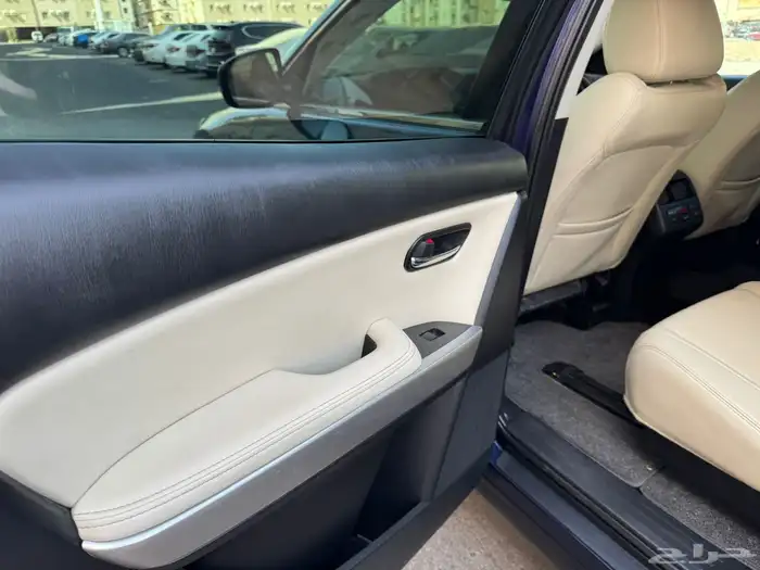 تم بيع السيارة وسيتم تحويل العمولة 10