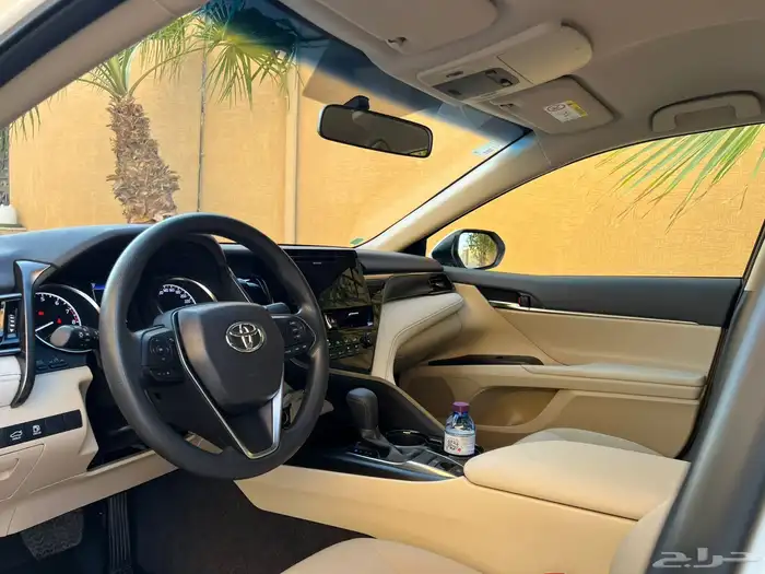 تويوتا كامري استاند سعودي 20