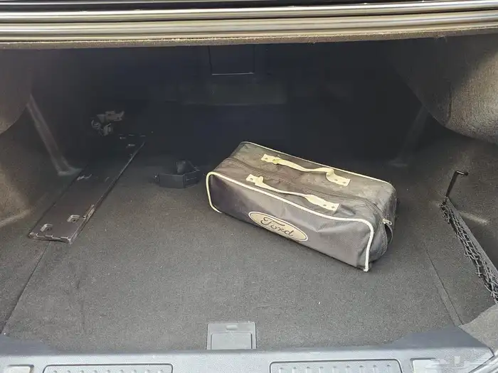 فورد تورس 2021 نظيف 11