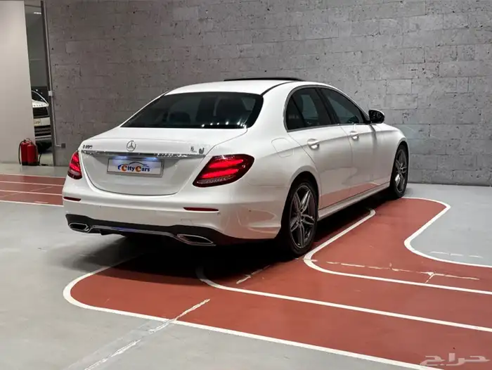 النوع   مرسيدس E200 موديل 2019 عداد   134396k 11