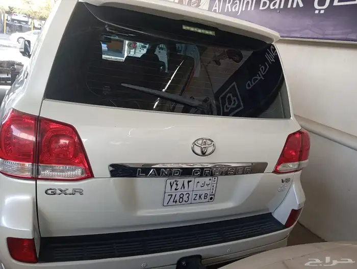 لا ندكروزر تويوتا 2011 2