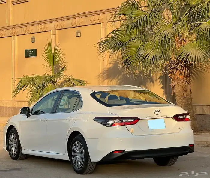 تويوتا كامري استاند سعودي 5