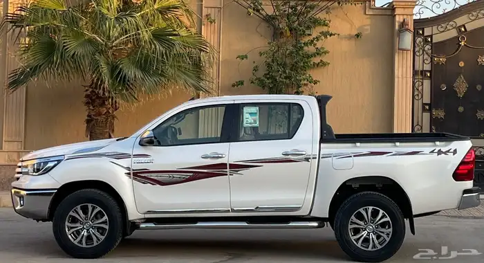 تويوتا هيلكس سعودي فل كامل سعودي 11