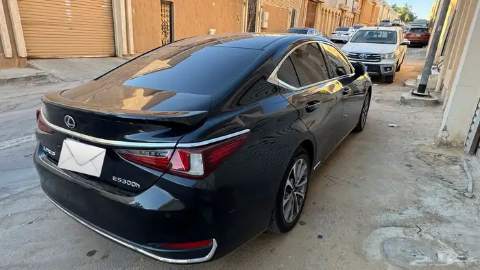 لكزس 2022شبه الوكالة 2