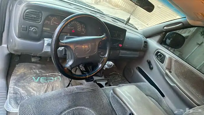 دوج داكوتا 9