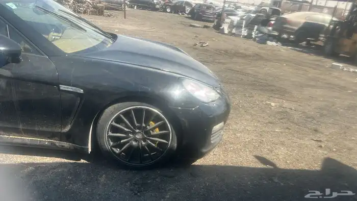 قعط غيار بورش 8