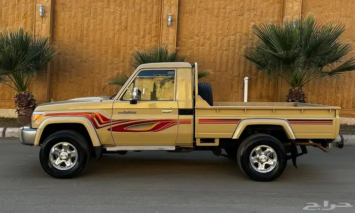 شاص 2013 رفرف بريمي (( مخزن )) (( تم البيع )) 25