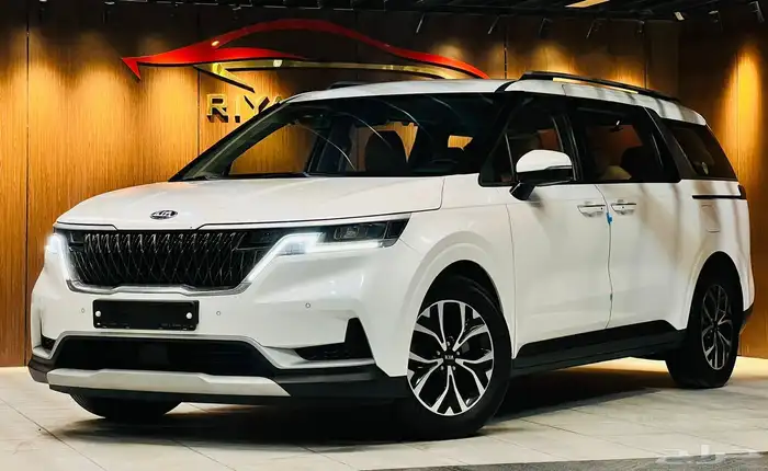 كيا كارنيفال 2021 ديزل فل كامل ( بحاله ممتازه) 2