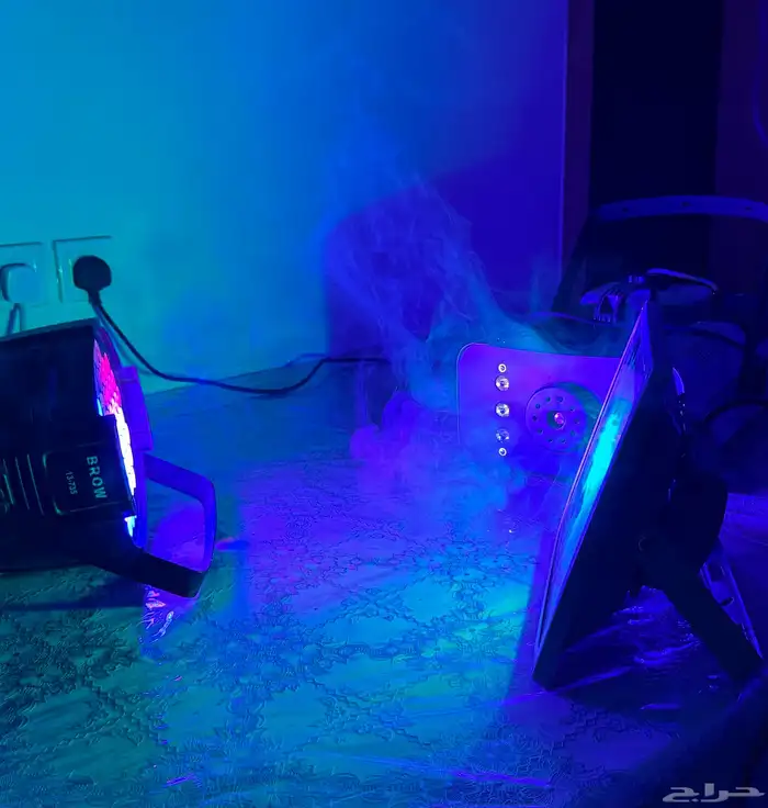 للإيجار اجهزة الضباب وليزر وكشافات 2