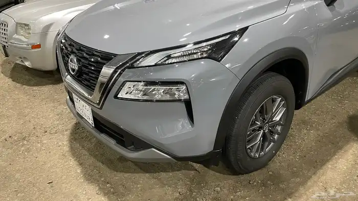 نيسان اكس تريل 2025 بحالة الوكالة 2