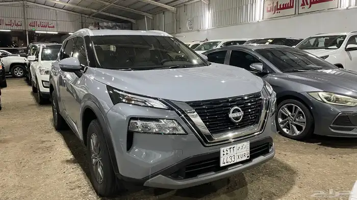 نيسان اكس تريل 2025 بحالة الوكالة 3