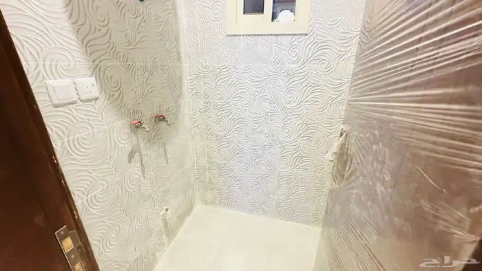 شقه للبيع دور ثاني مدخل مستقل 5 غرف وصاله وسطح كامل 8