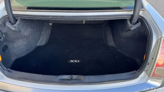 كرايسلر c300 اكزقتيف 2013 هيمي 5.7 15