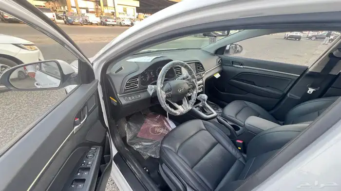 النترا 2020 نص فل 1.6 بنزين بصمه 11