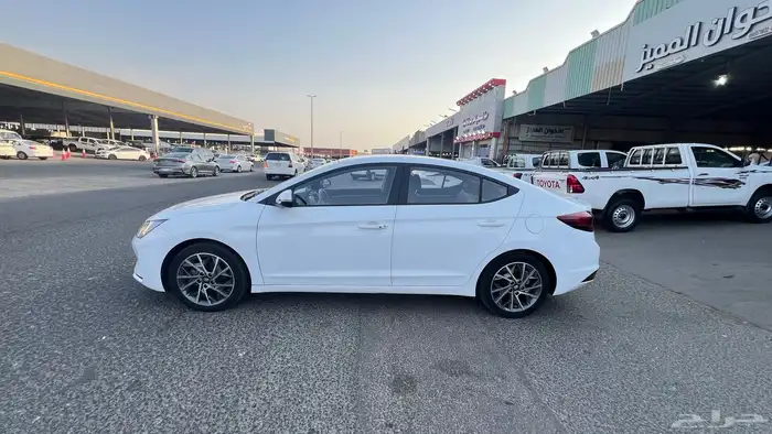 النترا 2020 نص فل 1.6 بنزين بصمه 3