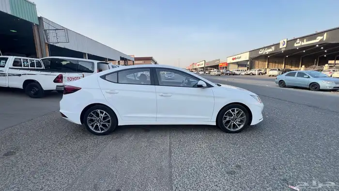 النترا 2020 نص فل 1.6 بنزين بصمه 6