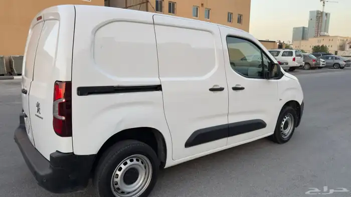 بيجو بارتنر 2022 فان بضاعة ديزل 7