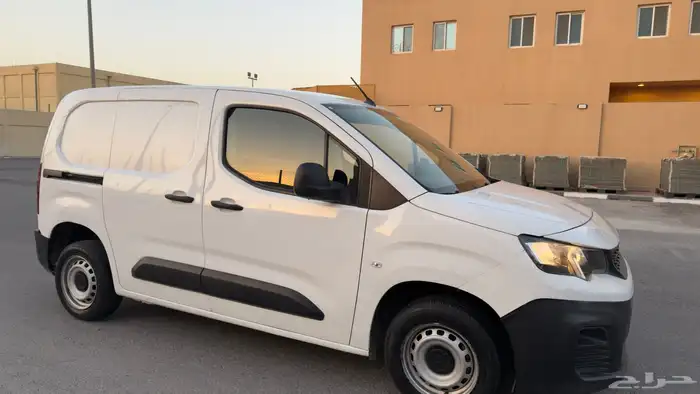 بيجو بارتنر 2022 فان بضاعة ديزل 5