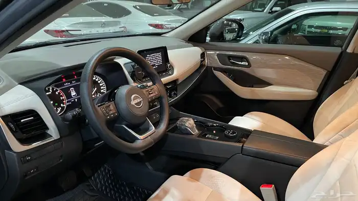 نيسان اكس تريل 2025 بحالة الوكالة 9